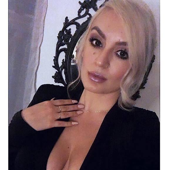 erikaxindigo